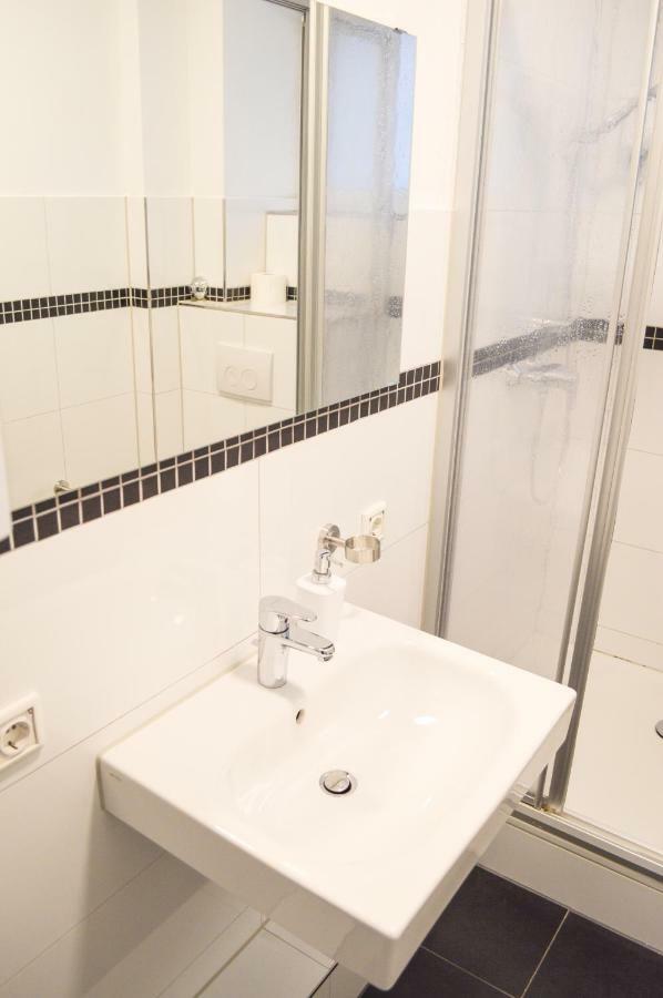 Centerapartments Marienstrasse Dusseldorf Bagian luar foto